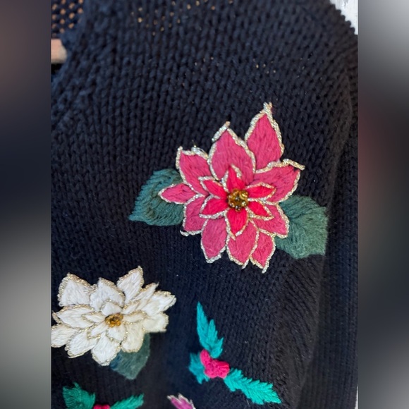 Bechamel Poinsettia & Holly Cardigann Christmas Sweater Size  Large Petite VTG - Picture 4 of 10
